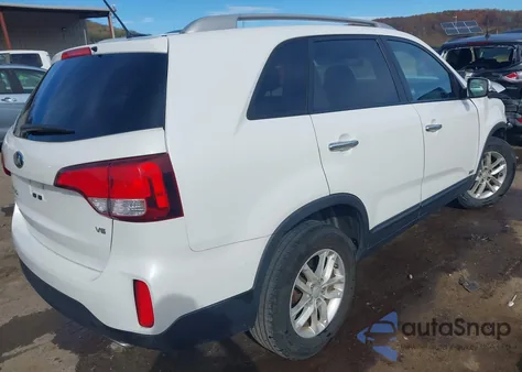 2015 Kia Sorento Lx V6 z USA, uszkodzony, nr VIN 5XYKTDA71FG659114